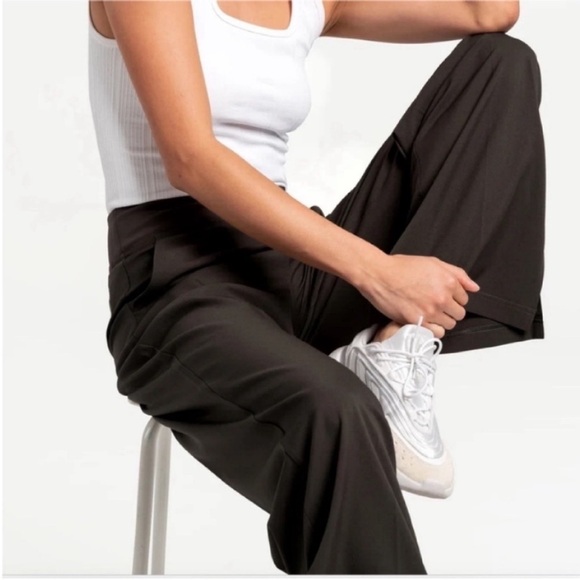 Lole Pants Connect Wide Leg Pants in Olive size Small - Picture 2 of 16